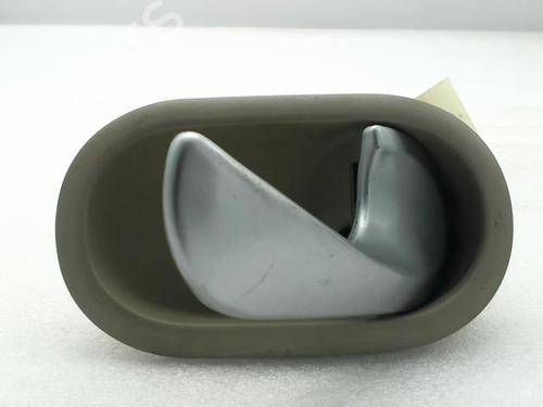 Used Front right interior door handle Front right interior door handle RENAULT MODUS / GRAND MODUS (F/JP0_) 1.5 dCi (FP0F, JP0F) (86 hp) 20956609 20956609