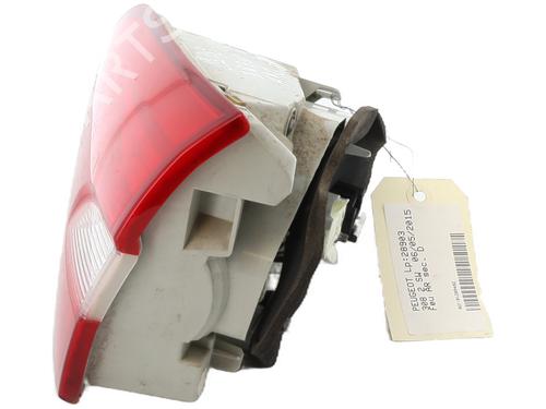 Right tailgate light PEUGEOT 308 SW II (LC_, LJ_, LR_, LX_, L4_) 1.6 HDi 92 | BP20944125C80 