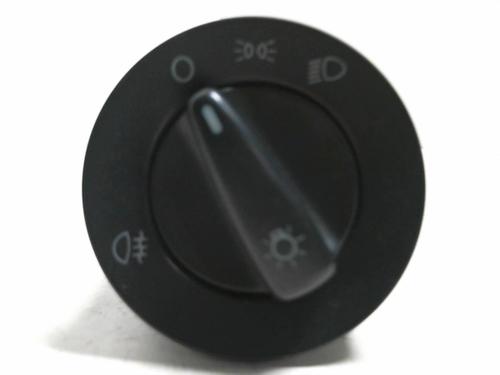 Used Headlight switch VW GOLF IV (1J1) 1.9 TDI (90 hp) 22021851