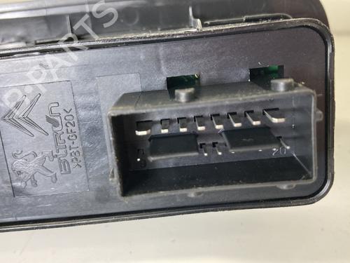 Left front window switch PEUGEOT 2008 I (CU_) 1.2 THP 130 / PureTech 130 | BP23790503I27