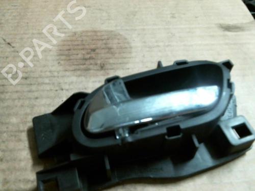Venstre bak invendig håndtak PEUGEOT 407 (6D_) 1.6 HDi 110 (6D9HZC, 6D9HYC) (109 hp) 20974097