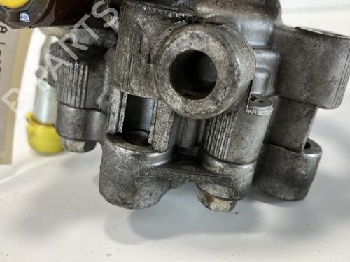 Used Steering pump Steering pump 37673924 37673924