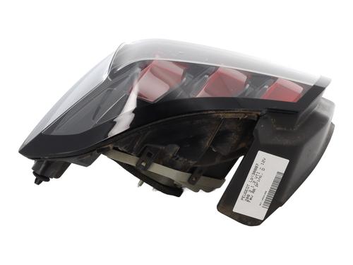 Used Right taillight Right taillight PEUGEOT 208 II (UB_, UP_, UW_, UJ_) 1.2 PureTech 75 (75 hp) 25600239 25600239