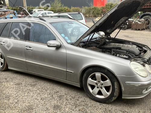 Venstre bak utvendig håndtak MERCEDES-BENZ E-CLASS T-Model (S211) E 320 T CDI (211.226) | BP22024224C130 