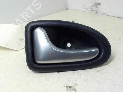 Used Rear left interior door handle Rear left interior door handle RENAULT CLIO II (BB_, CB_) 1.5 dCi (B/CB3M) (64 hp) 20951892 20951892