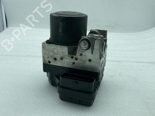 Abs pomp TOYOTA RAV 4 II (_A2_) 2.0 D 4WD (CLA20_, CLA21_, CLA20R, CLA21R) (116 hp) 22028550
