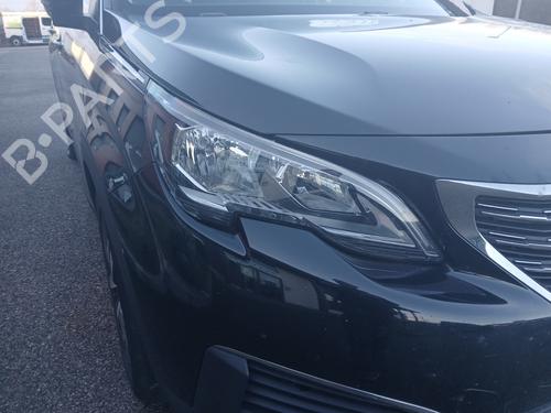 Højre forlygte PEUGEOT 5008 II (MC_, MJ_, MR_, M4_) 1.6 BlueHDi 120 (MCBHZH, MCBHZW) (120 hp) 32003181