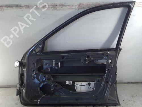 Used Right front door Right front door 22022469 22022469