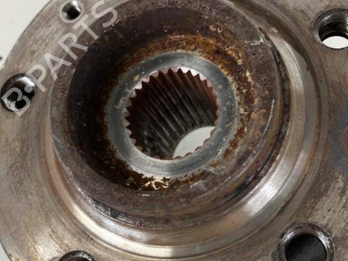 Right front steering knuckle PEUGEOT EXPERT Van (V_) 2.0 BlueHDi 120 | BP20967697M26 