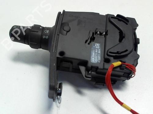 Used Switch RENAULT CLIO III (BR0/1, CR0/1) 1.2 16V (BR02, BR0J, BR11, CR02, CR0J, CR11) (75 hp) 32469773
