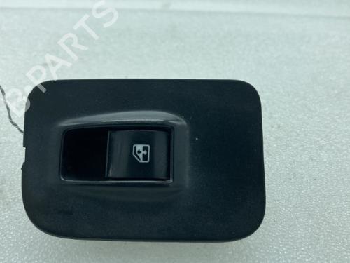 Interrupteur de vitre avant droite CITROËN NEMO Box Body/MPV (AA_) 1.4 HDi (68 hp) 20950349