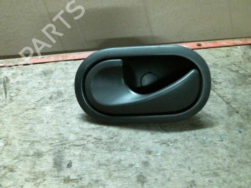 Used Front left interior door handle RENAULT MEGANE II (BM0/1_, CM0/1_) 1.5 dCi (BM0F, BM0T, BM2B, CM0F, CM0T) (82 hp) 20961394