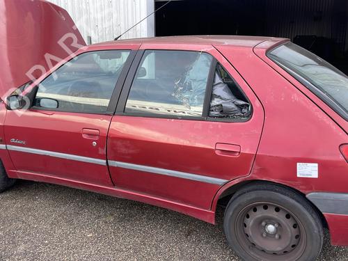Used Parts PEUGEOT 306 Hatchback (7A, 7C, N3, N5) 1.8 (101 hp) 4396124