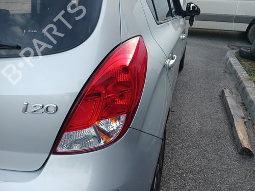 Used Right taillight HYUNDAI i20 I (PB, PBT) 1.2 (86 hp) 31658177