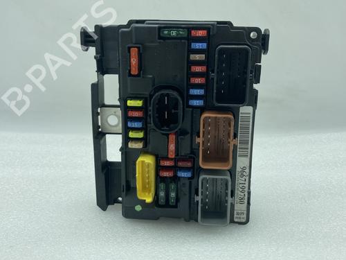 Used Fuse box PEUGEOT 207 (WA_, WC_) 1.4 HDi (68 hp) 23791985