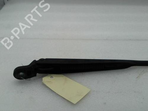 Used Front windshield wiper arm CITROËN C3 Picasso (SH_) 1.6 HDi (90 hp) 20941206
