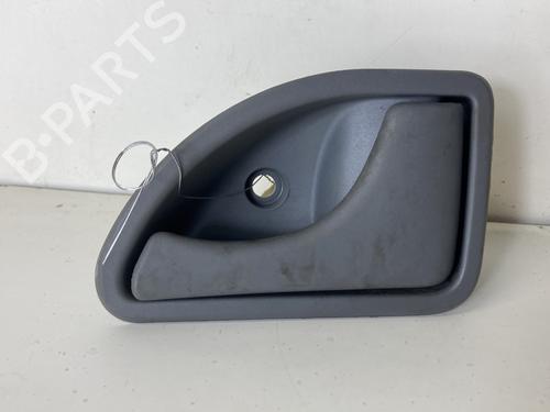 Høyre foran invendig håndtak RENAULT TWINGO I (C06_) 1.2 16V (C06C, C06D, C06K) (75 hp) 23792319