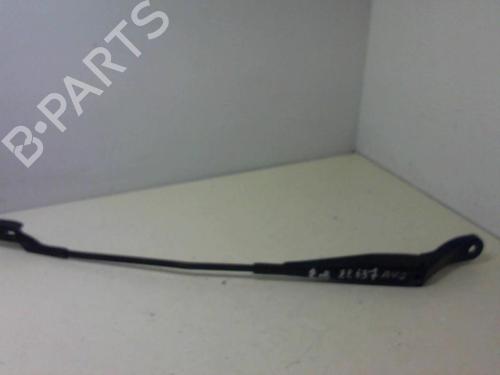Used Front windshield wiper arm PEUGEOT 208 I (CA_, CC_) 1.6 HDi (92 hp) 20943039
