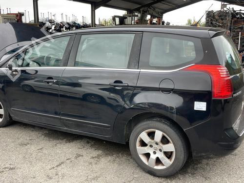 Used Parts PEUGEOT 5008 (0U_, 0E_) 1.6 HDi (112 hp) 4260243
