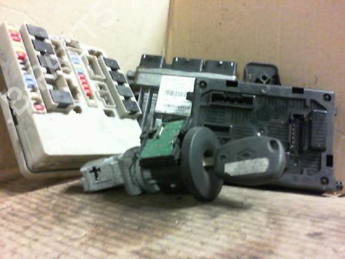 Elektronisk modul RENAULT CLIO III (BR0/1, CR0/1) 1.5 dCi (75 hp) 20949740
