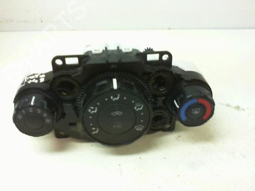 AC Styreenhet / Manøvreringsenhet FORD FIESTA VI (CB1, CCN) 1.4 TDCi | BP20967342I5 