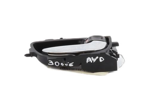 Used Front right interior door handle Front right interior door handle TOYOTA YARIS (_P13_) 1.5 Hybrid (NHP130_, NHP130) (101 hp) 27220197 27220197