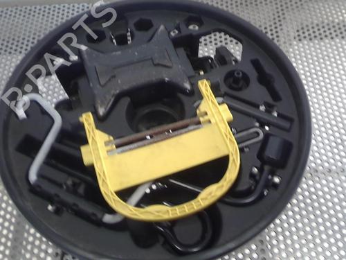 Jack Kit RENAULT CLIO II (BB_, CB_) 1.2 (BB0A, BB0F, BB10, BB1K, BB28, BB2D, BB2H, CB0A,... | BP20951087C119 