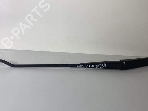 Braccio tergicristallo anteriore FIAT STILO (192_) 1.9 JTD (192_XE1A) (115 hp) 23104317
