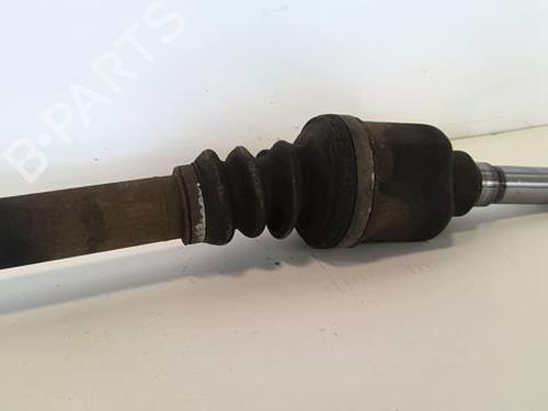 Used Right front driveshaft PEUGEOT 207 (WA_, WC_) 1.4 HDi (68 hp) 20940494