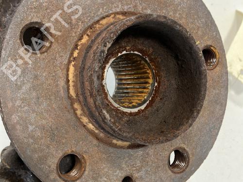 Used Left front steering knuckle Left front steering knuckle RENAULT TRAFIC III Van (FG_) 1.6 dCi 95 (FGMJ, FGMR) (95 hp) 21062547 21062547