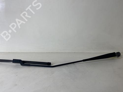 Used Front windshield wiper arm PEUGEOT 2008 I (CU_) 1.2 THP 130 / PureTech 130 (130 hp) 23790527