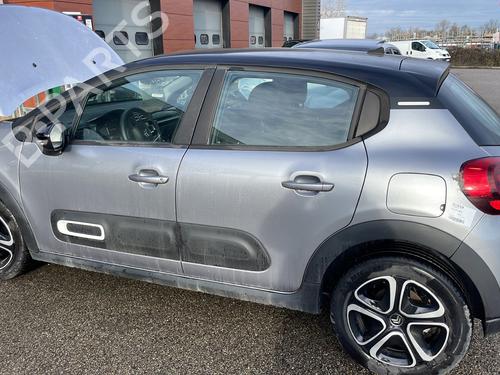 Brugte CITROËN C3 III (SX) 1.2 THP 110 (SXHNPS, SXHNZT, SXHNZ6) (110 hp) 4353513