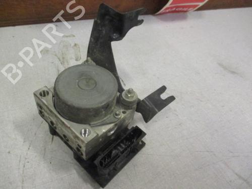 Used ABS pump RENAULT CLIO III (BR0/1, CR0/1) 1.5 dCi (BR17, CR17) (86 hp) 20958703