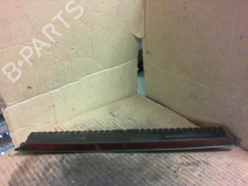 Used Third brake light VW GOLF IV (1J1) 1.4 16V (75 hp) 20949546