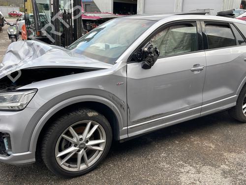 Middle console AUDI Q2 (GAB, GAG) 1.6 TDI | BP33302476I22 - Image 7
