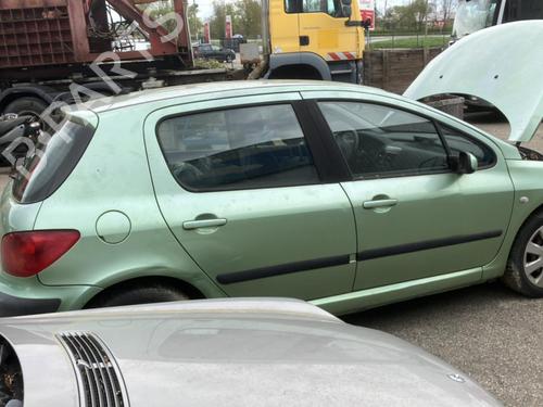 Front left quarter glass PEUGEOT 307 (3A/C) 2.0 HDi 110 | BP20940683C111 