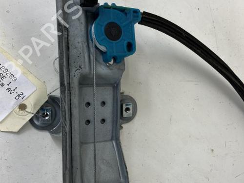 Used Front right window mechanism Front right window mechanism RENAULT TWINGO II (CN0_) 1.2 (CN0D) (58 hp) 20950517 20950517