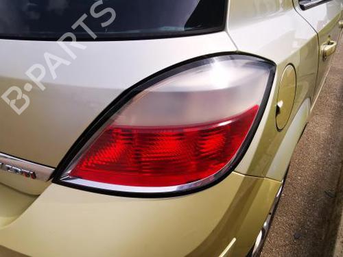 right-taillight-opel-astra-h-a04-2004-2005-2006-2007-2008-2009-2010-2011-2012-2013-2014-25289927 main image