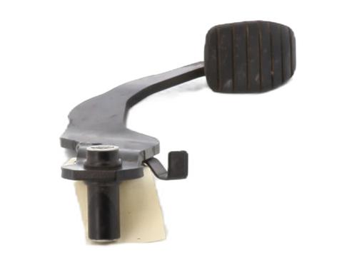 Used Break pedal RENAULT TWINGO II (CN0_) 1.2 16V (CN0K, CN0V, CN0A) (76 hp) 23790407