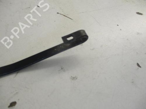 Used Front windshield wiper arm RENAULT KANGOO Express (FC0/1_) 1.5 dCi (FC07, FC1R) (65 hp) 20970308