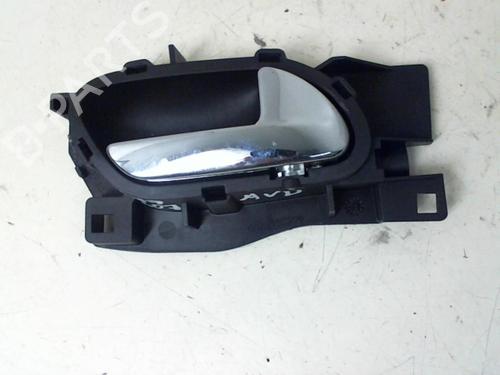 Used Front right interior door handle PEUGEOT 407 (6D_) 2.0 HDi 135 (6DRHRH, 6DRHRE, 6DRHRG, 6DRHRJ) (136 hp) 20940118