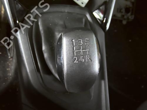 Used Gear lever PEUGEOT 208 II (UB_, UP_, UW_, UJ_) 1.2 PureTech 75 (75 hp) 25124374