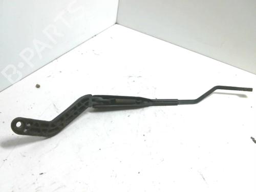 Used Front windshield wiper arm Front windshield wiper arm 20958156 20958156
