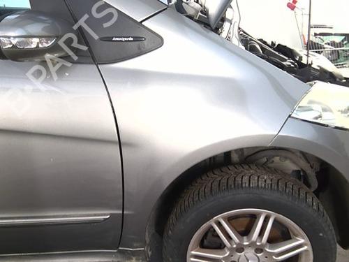 Used Right front fenders Right front fenders 36098406 36098406