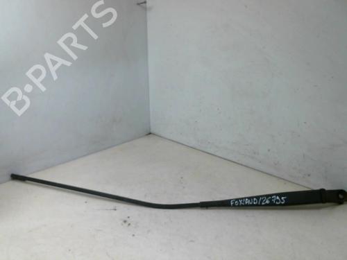 Used Front windshield wiper arm VW FOX Hatchback (5Z1, 5Z3, 5Z4) 1.4 TDI (70 hp) 20948051