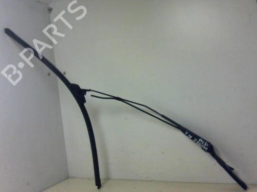 Braccio tergicristallo anteriore RENAULT MASTER II Van (FD) 2.5 dCi (FD02) (101 hp) 29895875