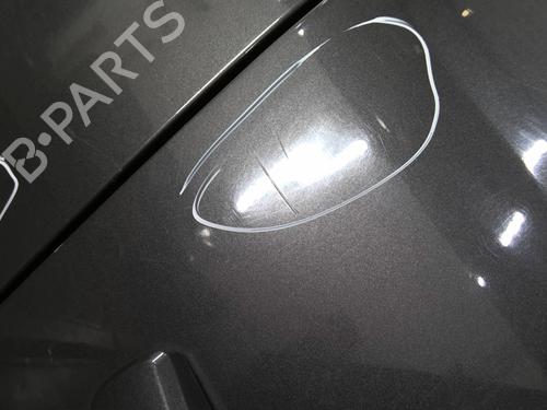 Used Right front door Right front door 31117472 31117472