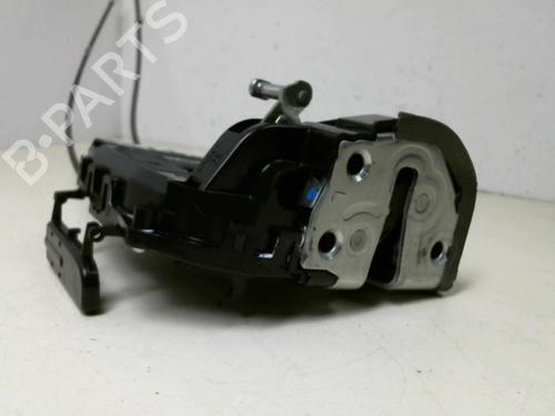 Used Rear left lock TOYOTA YARIS (_P9_) 1.3 VVT-i (SCP90_, SCP90R) (87 hp) 20951960