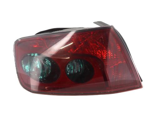 Used Left taillight PEUGEOT 407 (6D_) 2.0 HDi 135 (6DRHRH, 6DRHRE, 6DRHRG, 6DRHRJ) (136 hp) 22711377