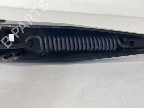 front-windshield-wiper-arm-peugeot-2008-i-cu_-2013-23790528 main image